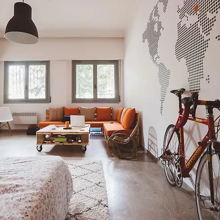 Ilioupoli Family Apartment *