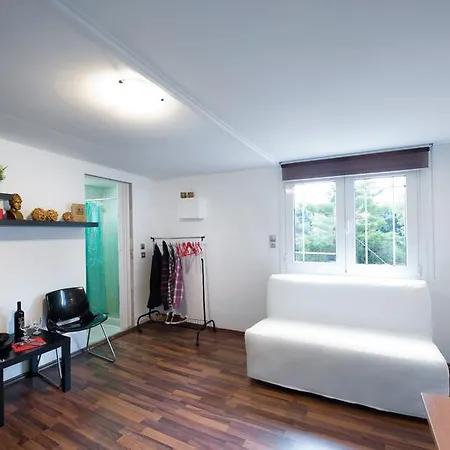 Apartment Ilioupoli Family *